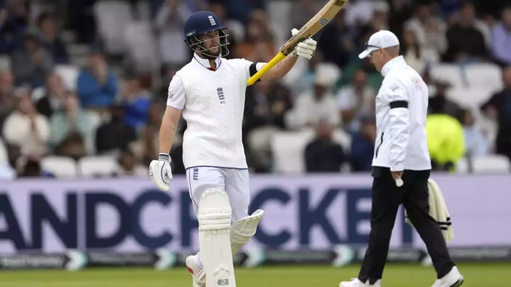 Duckett became the second England opener in last 30 years to hit 50-plus scores in both innings of a Headingley Test.